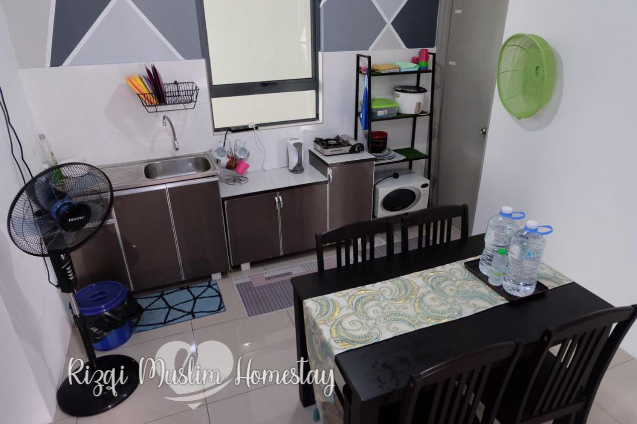 Rizqi Muslim Homestay Meru Casa Kayangan Ίπο Εξωτερικό φωτογραφία