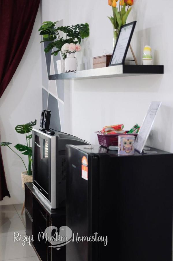Rizqi Muslim Homestay Meru Casa Kayangan Ίπο Εξωτερικό φωτογραφία
